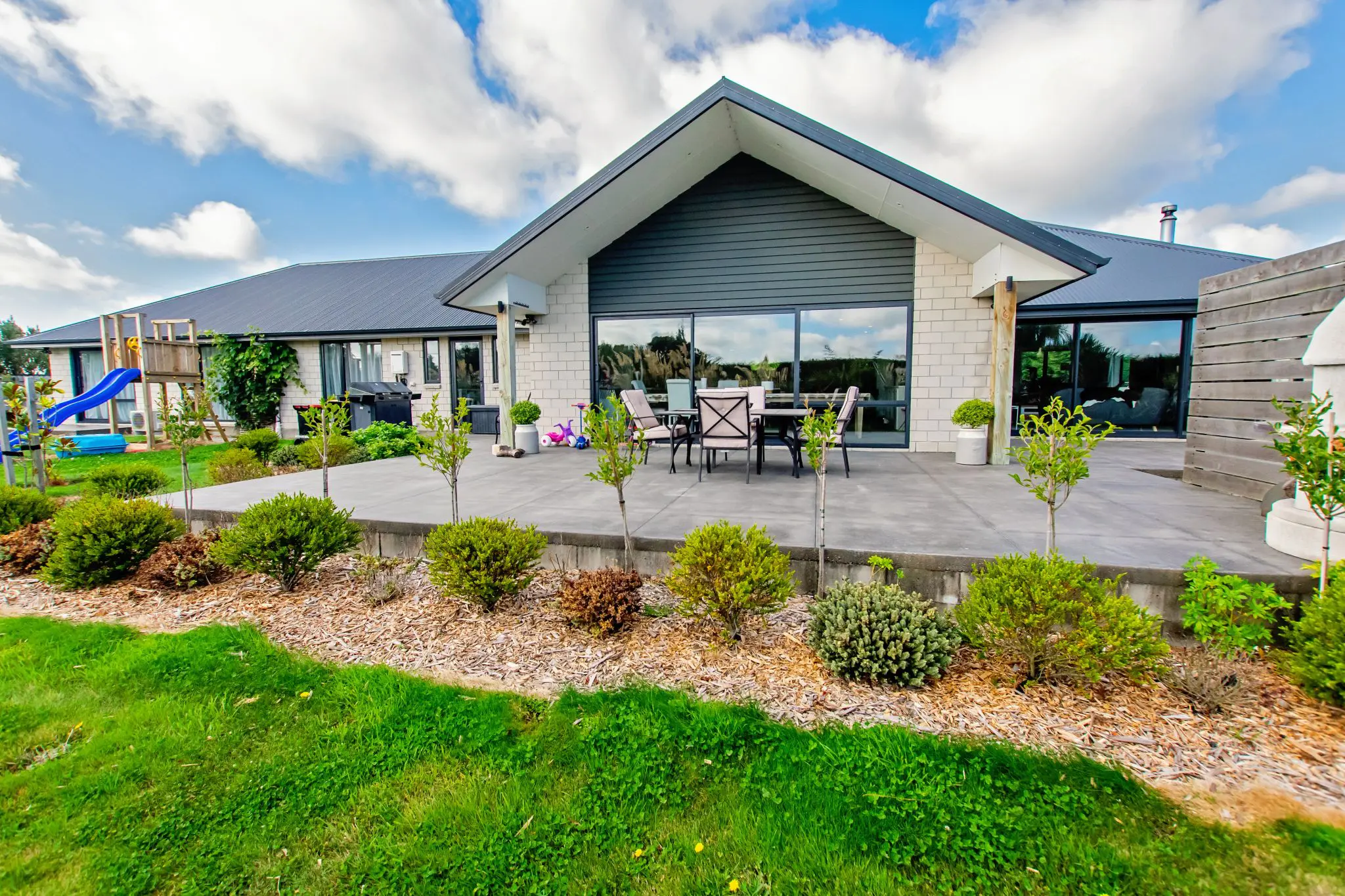 Wayne Robertson Builders, Invercargill, Beautiful large patio area